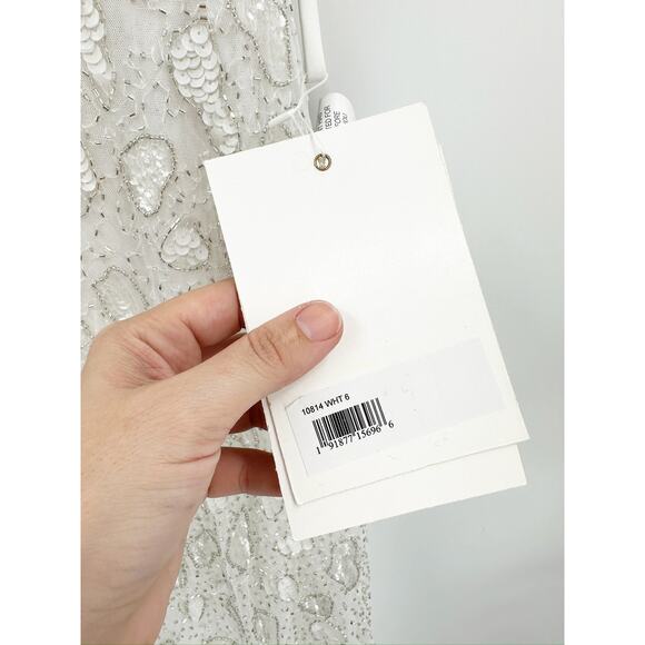 Mac Duggal 10814 Hand Embellished White Beaded Gown Size 6 NWt - Picture 4 of 8